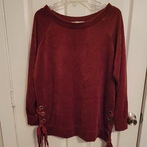 Maroon sweatshirt with lace up detail